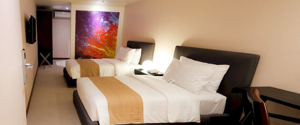 Green Sun Hotel Makati City Kültér fotó