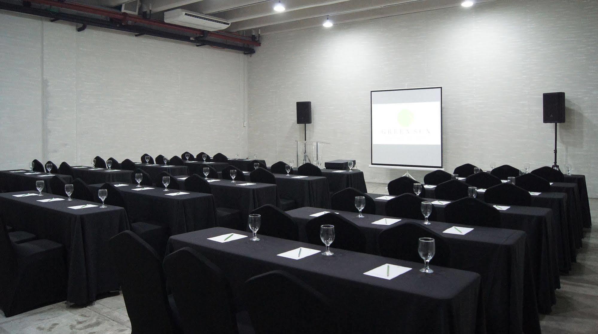 Green Sun Hotel Makati City Kültér fotó