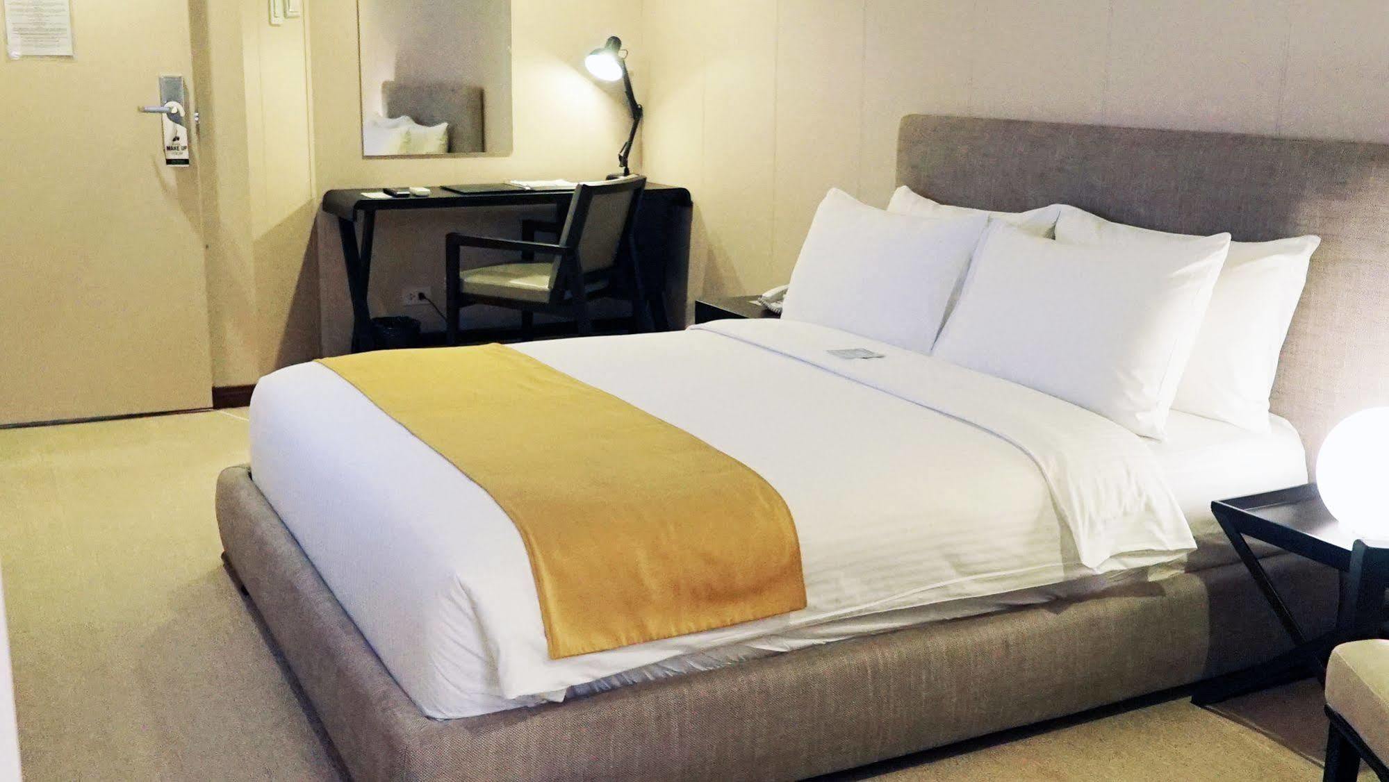 Green Sun Hotel Makati City Kültér fotó