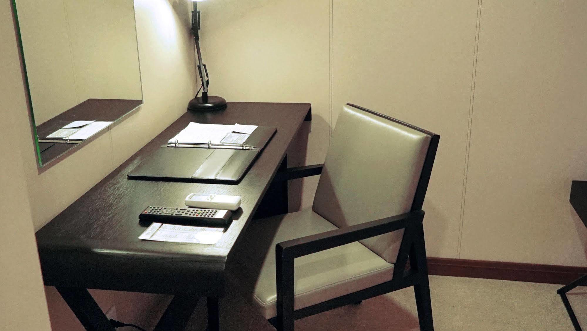 Green Sun Hotel Makati City Kültér fotó